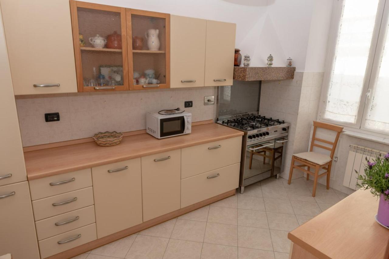 Apartamento Living Sestri Airport Génova Exterior foto